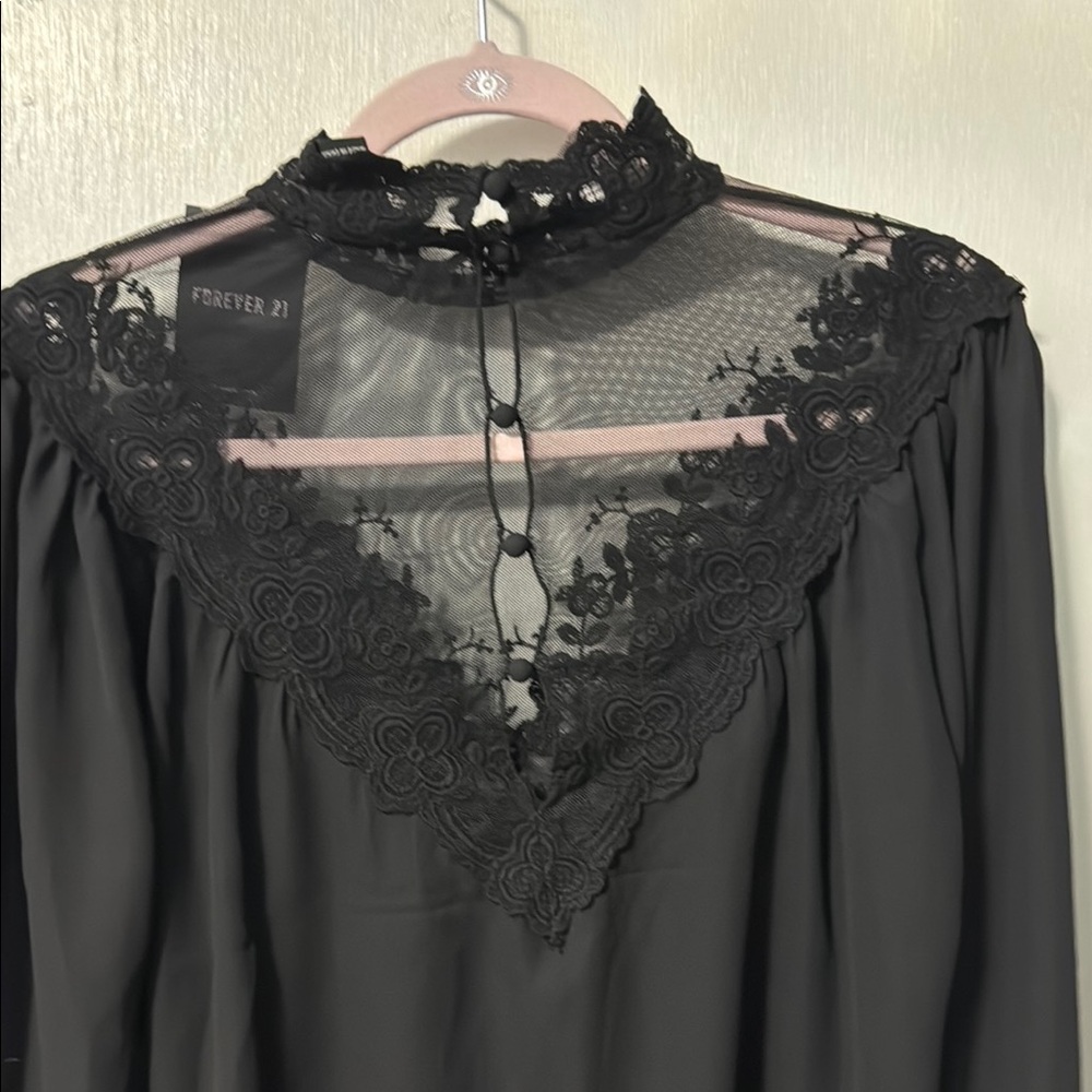 Forever 21 Black Lace Detail Blouse - Picture 4 of 5